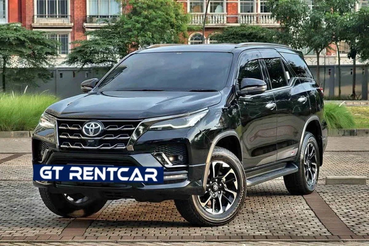 Armada rental mobil Jakarta dengan supir - GT Rent Car & Travel